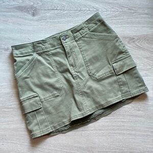 Hollister Green Cargo Skirt